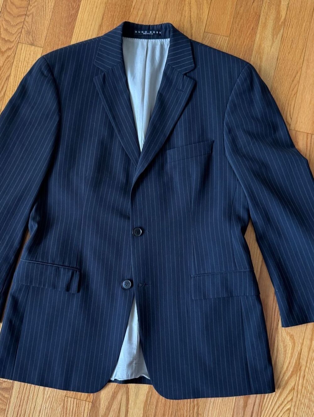 Vintage Hugo Boss USA 38S Mens Black White Pinstripe 100% Virgin Wool Suit Set